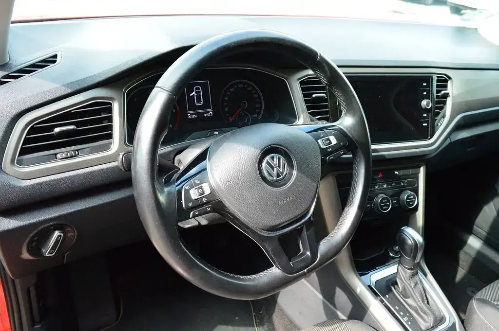 Gebraucht VW T-Roc Style 150 PS (110 kW) 2020 Rot SUV