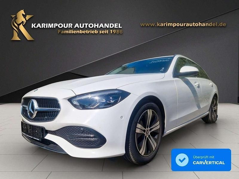 Gebraucht Mercedes C200 Avantgarde 163 PS (119 kW) 2023 Weiß Kombi