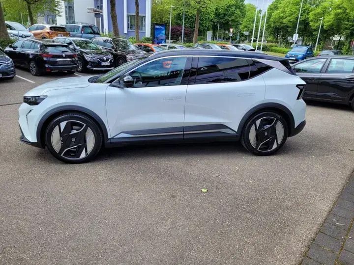 Gebraucht Renault Scenic E-Tech Iconic 160 kW (218 PS) 2024 Weiß SUV