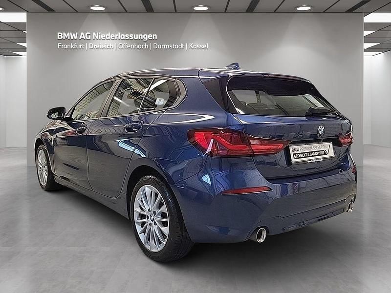 Gebraucht BMW 120 Advantage 190 PS (139 kW) 2022 Blau Kleinwagen