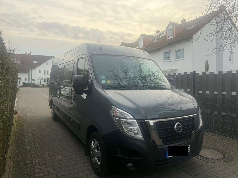 Gebraucht Nissan Interstar 163 PS (119 kW) 2024 Grau Van