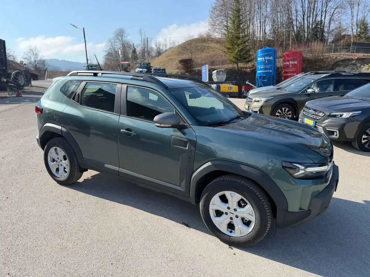 Neu Dacia Duster Expression 131 PS (96 kW) 2025 Oxidgrün SUV