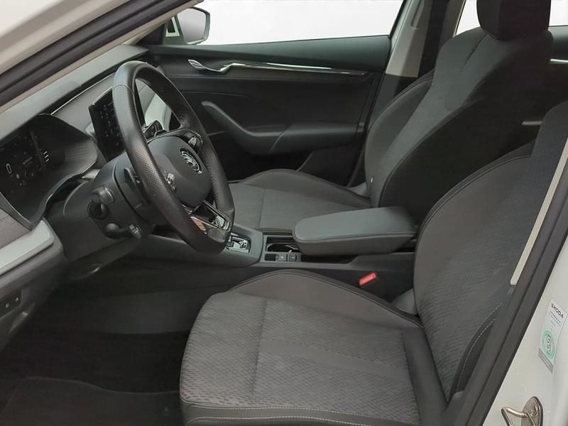 Gebraucht Skoda Octavia Style 204 PS (150 kW) 2022 Candyweiß Kombi