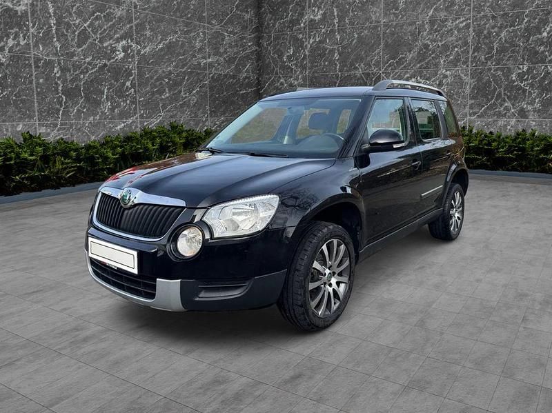 Schwarz Gebraucht 2013 Skoda Yeti Plus Edition SUV | 6.250 € (Superpreis) - Bild 1/4