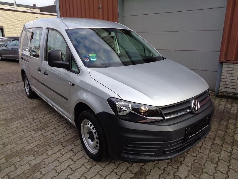 Gebraucht VW Caddy Maxi 102 PS (75 kW) 2017 Silber Van / Kleinbus