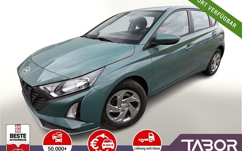Grün Neu 2025 Hyundai i20 Select Limousine | 16.487 € (Guter Preis) - Bild 1/4