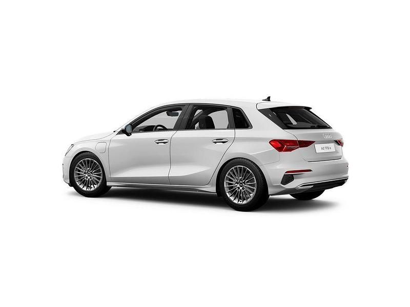 Gebraucht Audi A3 Advanced 204 PS (150 kW) 2022 Weiß Limousine