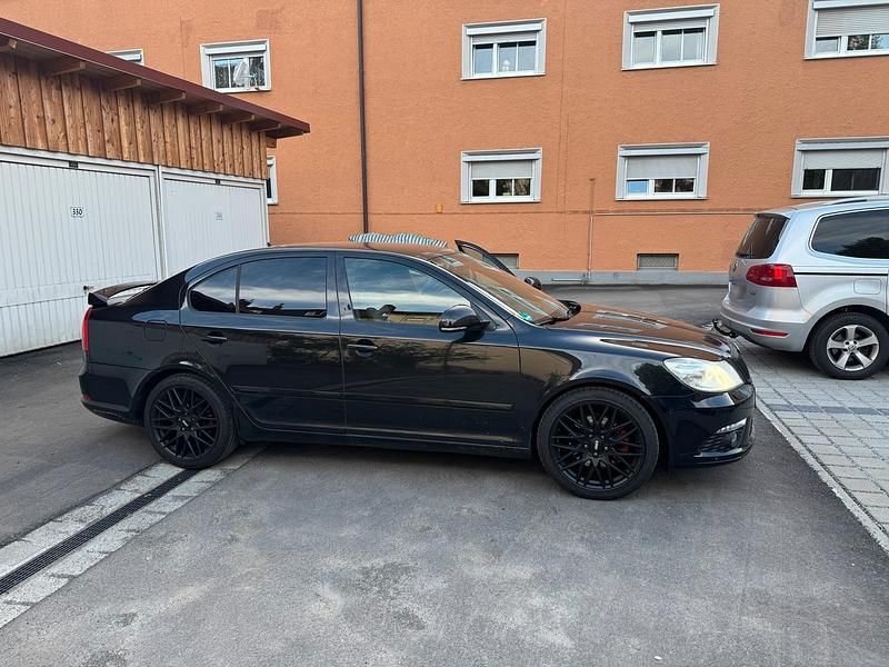 Second-hand Skoda Octavia RS 200 CP (147 kW) 2012 Negru Berlinǎ