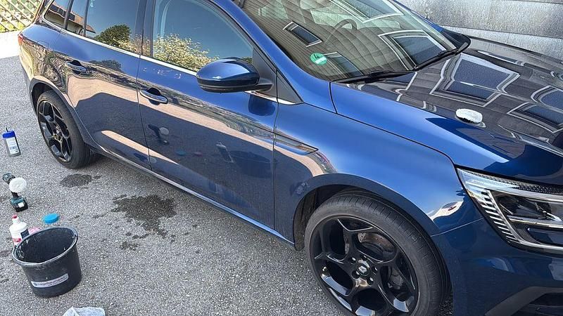 Blau Gebraucht 2020 Renault Mégane IV Zen Limousine | 15.990 € (Fairer Preis) - Bild 1/1