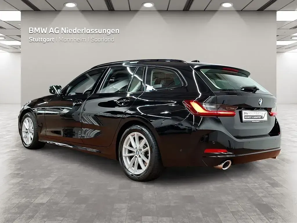 Gebraucht BMW 320 190 PS (139 kW) 2023 Schwarz Kombi