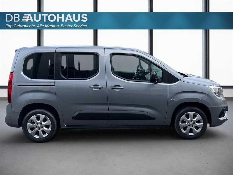 Gebraucht Opel Combo Life Elegance 131 PS (96 kW) 2022 Silber Van / Kleinbus