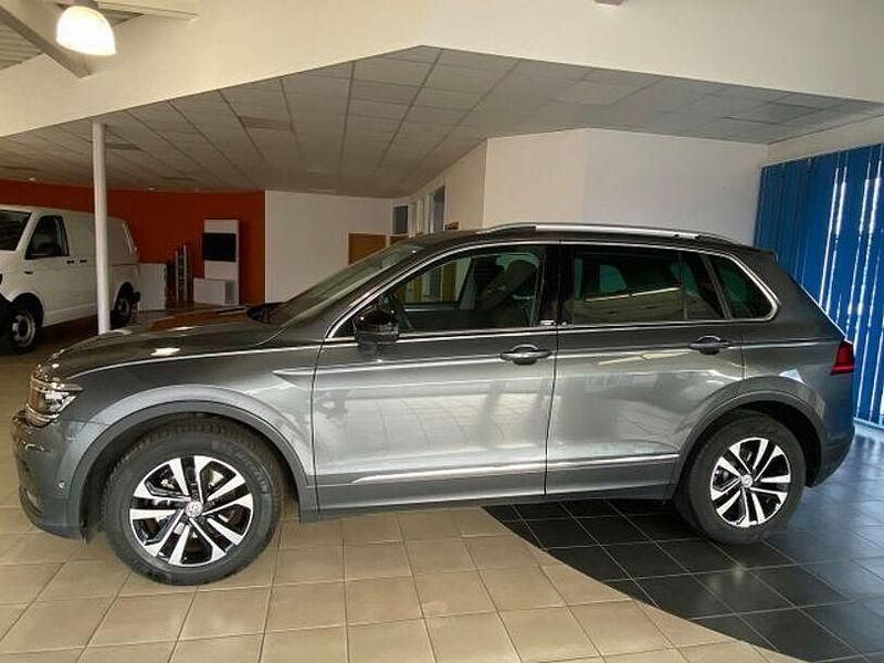 Gebraucht VW Tiguan IQ Drive 150 PS (110 kW) 2020 Grau SUV