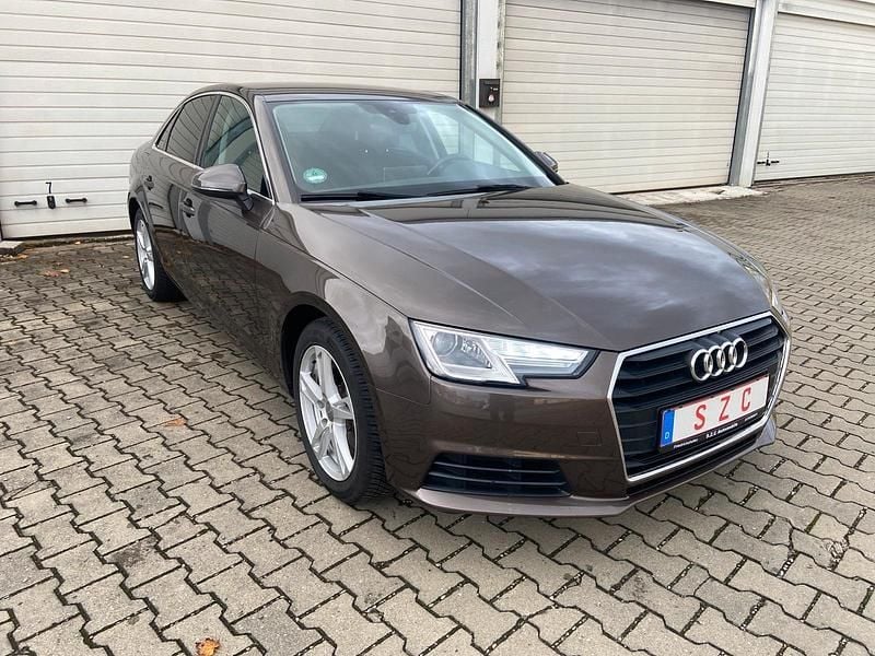 Andere farben Gebraucht 2015 Audi A4 Limousine | 16.500 € (Fairer Preis) - Bild 1/4