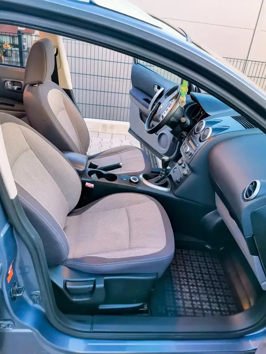 Gebraucht Nissan Qashqai +2 150 PS (110 kW) 2008 Grau SUV