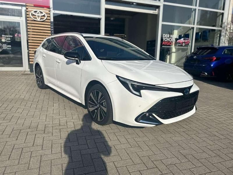 Weiss Neu 2025 Toyota Corolla Kombi | 29.850 € - Bild 1/4