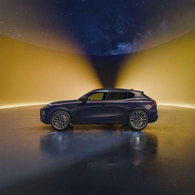 Neu Maserati Grecale 330 PS (242 kW) 2025 Nightinteraction SUV