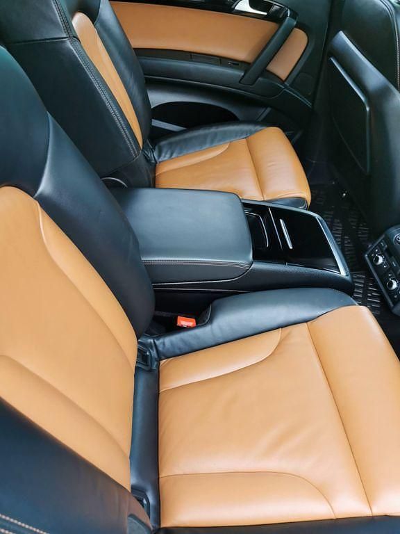 Braun Gebraucht 2010 Audi Q7 Exclusive SUV | 14.999 € (Etwas zu teuer) - Bild 1/4