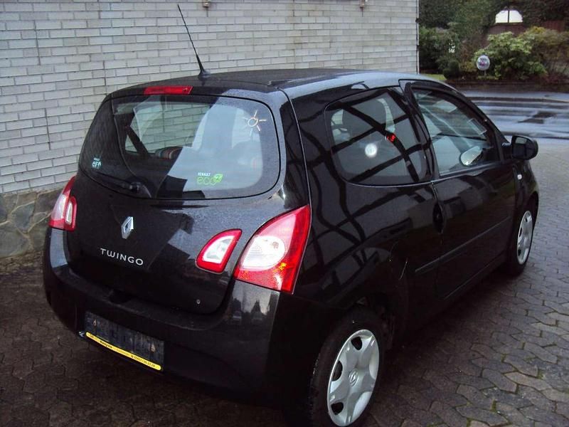 Gebraucht Renault Twingo 75 PS (55 kW) 2014 Schwarz Kleinwagen