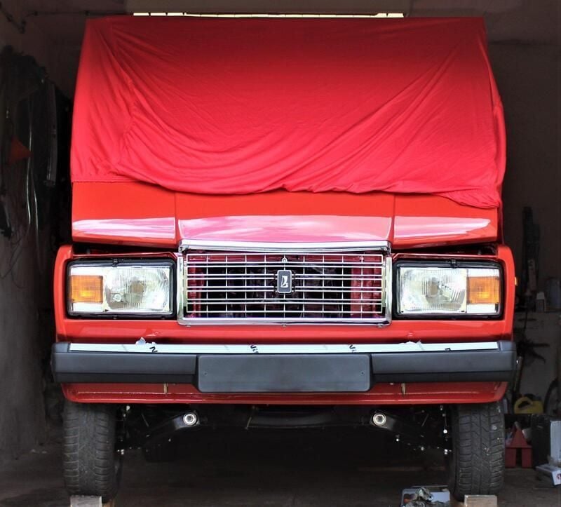 Rot Gebraucht 1990 Lada 2107 Limousine | 5.500 € - Bild 1/4