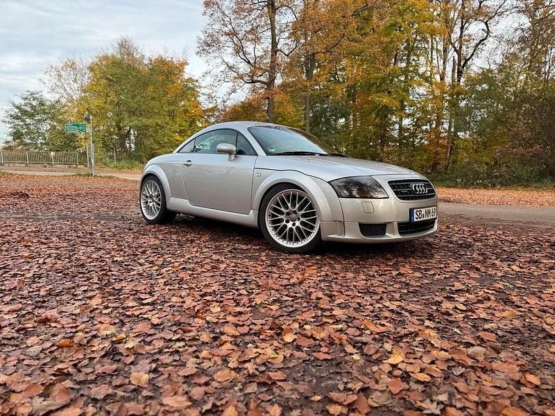 Silber Gebraucht 1999 Audi TT Coupé | 8.000 € (Etwas zu teuer) - Bild 1/4
