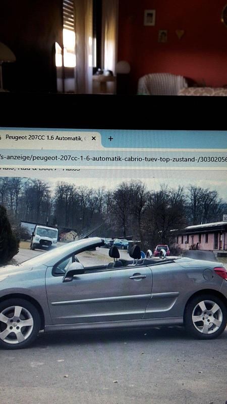 Grau Gebraucht 2010 Peugeot 207 CC Cabrio | 7.990 € (Teuer) - Bild 1/4