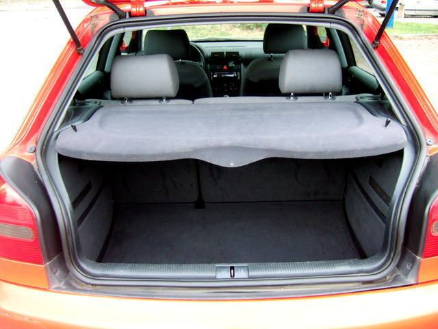 Gebraucht Audi A3 Attraction 101 PS (74 kW) 2000 Rot Kleinwagen