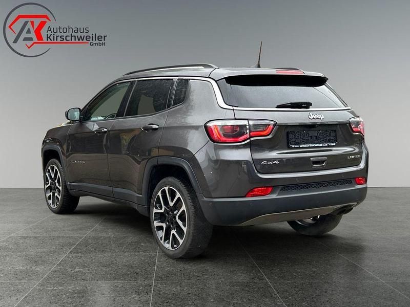 Gebraucht Jeep Compass Limited 170 PS (125 kW) 2020 Granite crystal metallic/dach SUV