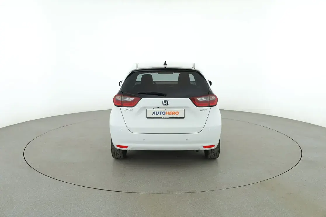 Gebraucht Honda Jazz Executive 109 PS (80 kW) 2021 Weiß Kleinwagen