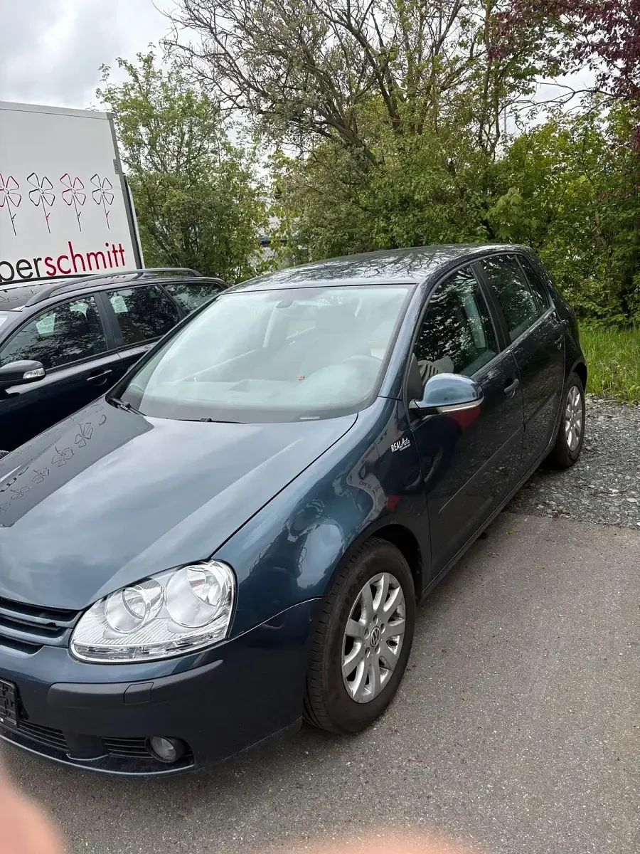 Gebraucht VW Golf IV 102 PS (75 kW) 2004 Blau Limousine