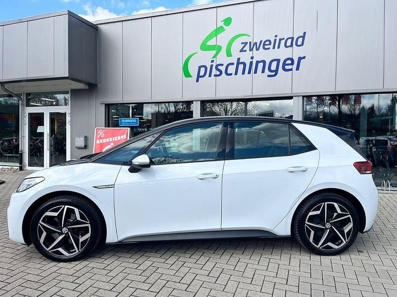 Gebraucht VW ID.3 Pro 150 kW (204 PS) 2022 Weiß Kleinwagen