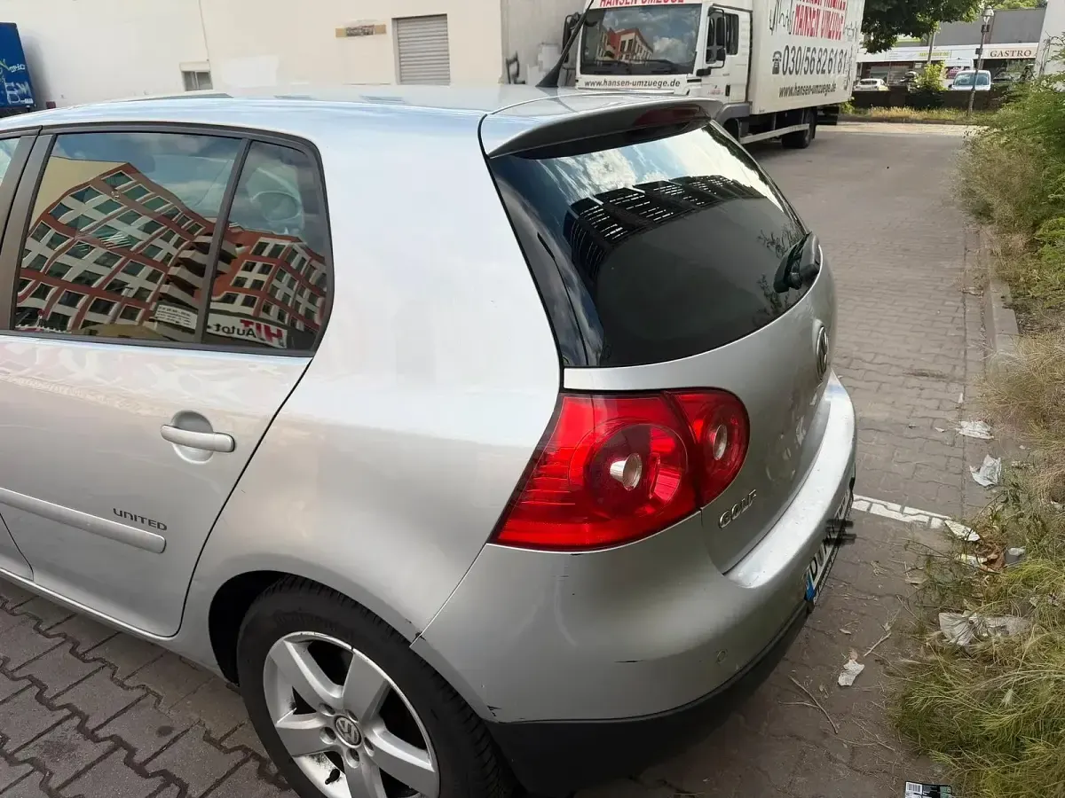 Gebraucht VW Golf V 80 PS (58 kW) 2008 Silber Kleinwagen