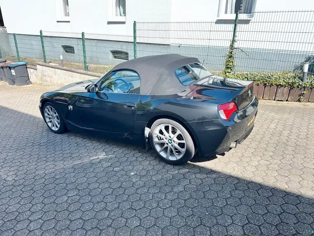 Gebraucht BMW Z4 Advantage 150 PS (110 kW) 2008 Schwarz Cabrio