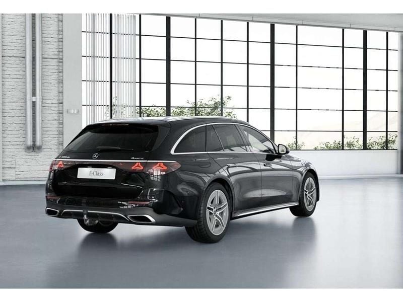 Gebraucht Mercedes E300 AMG line 313 PS (230 kW) 2025 Schwarz obsidianschwarz metallic Kombi