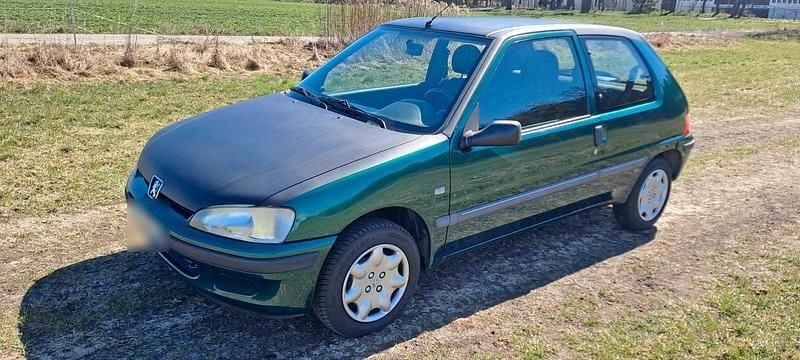 Gebraucht Peugeot 106 60 PS (44 kW) 2001 Grün Kleinwagen