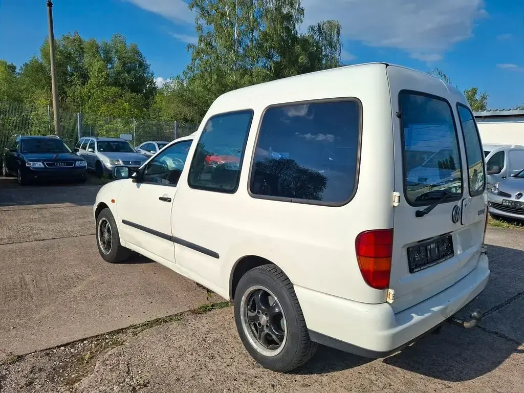 Gebraucht VW Caddy 60 PS (44 kW) 2001 Weiß Van / Kleinbus
