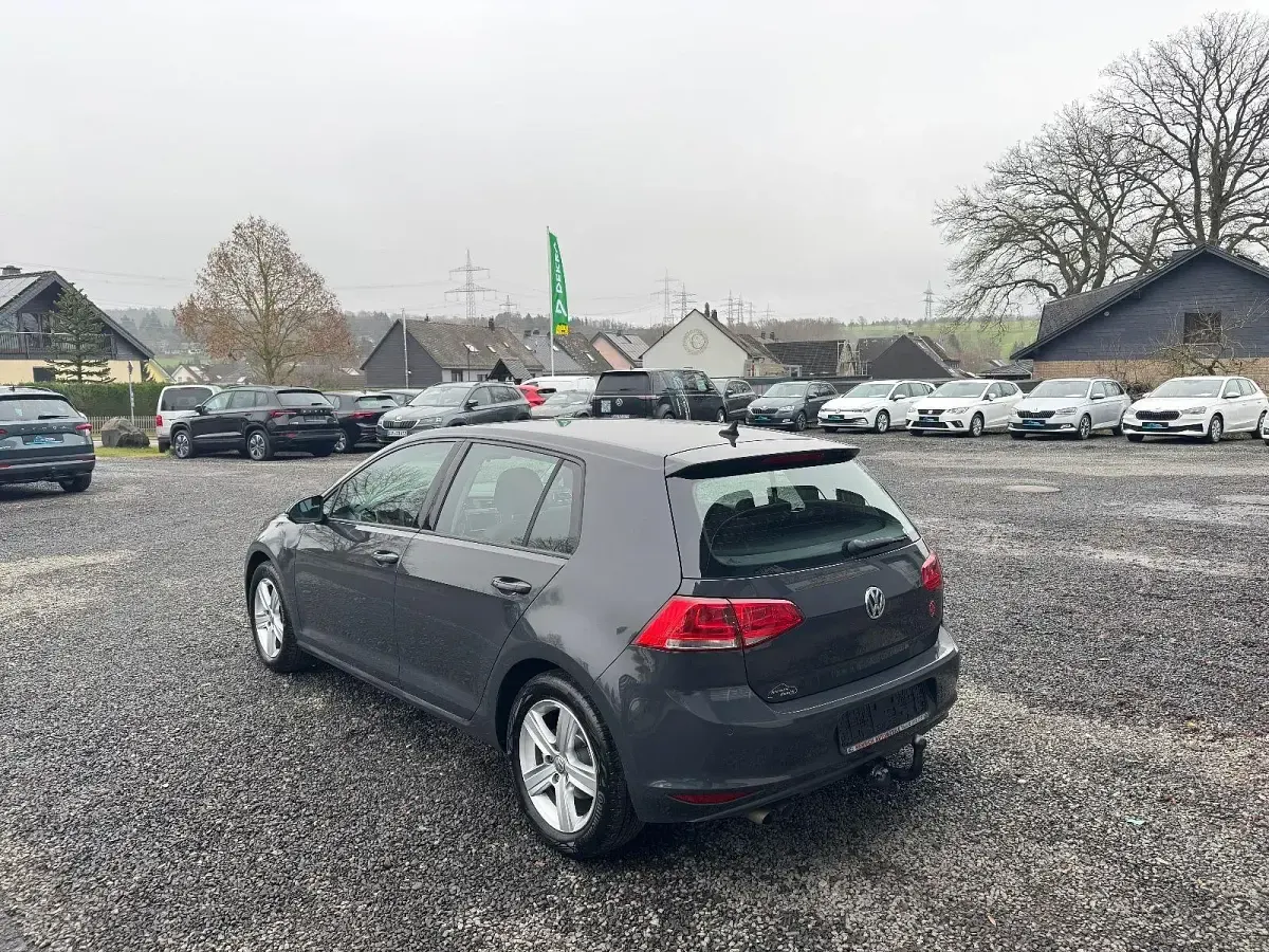 Gebraucht VW Golf VII Comfortline 150 PS (110 kW) 2013 Grau Limousine