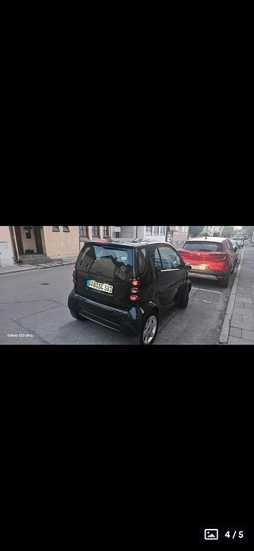 Schwarz Gebraucht 2003 Smart ForTwo Coupé Coupé | 2.200 € - Bild 1/4