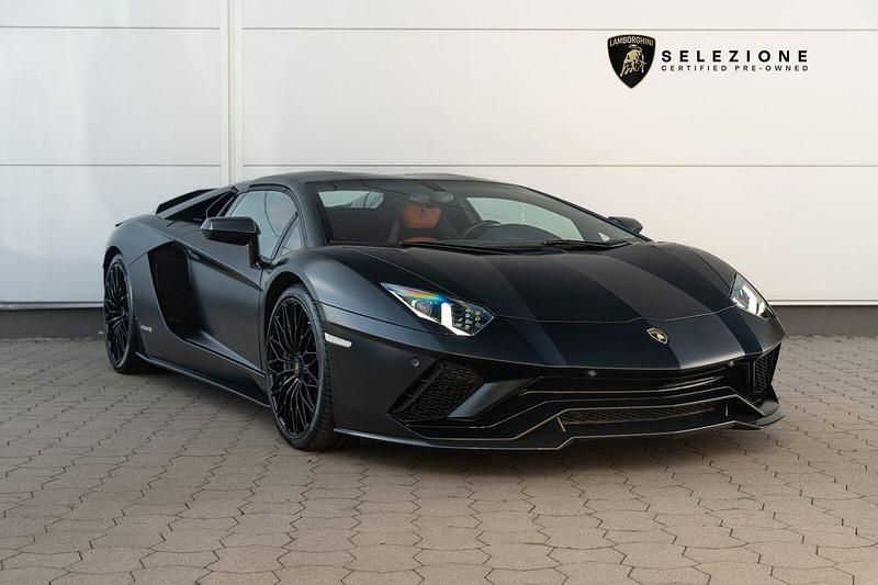 Schwarz Gebraucht 2019 Lamborghini Aventador Cabrio | 439.900 € (Fairer Preis) - Bild 1/4