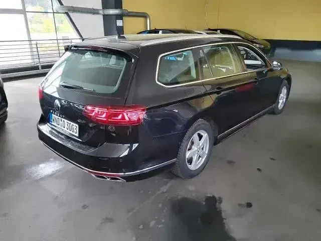 Gebraucht VW Passat 200 PS (147 kW) 2021 Andere Limousine
