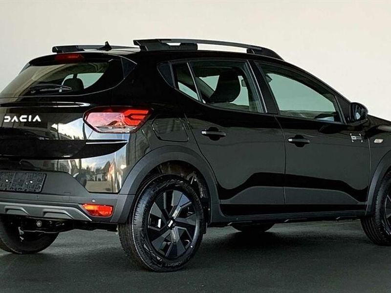 Gebraucht Dacia Sandero Expression 91 PS (66 kW) 2024 Schwarz Kleinwagen