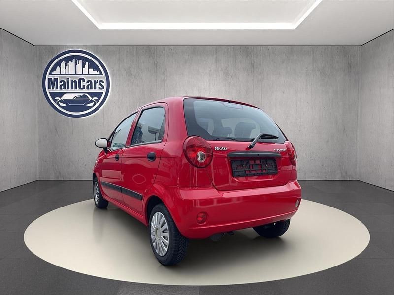 Gebraucht Chevrolet Matiz 52 PS (38 kW) 2009 Rot Kleinwagen