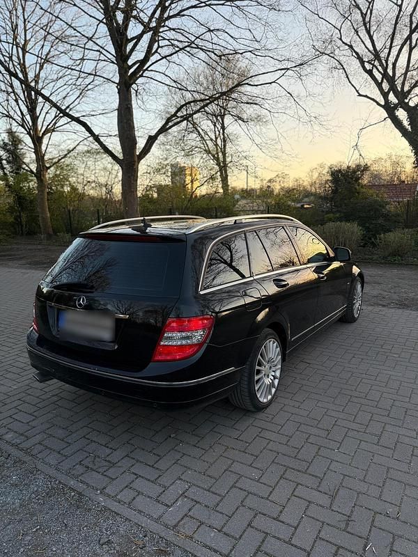 Gebraucht Mercedes C220 170 PS (125 kW) 2008 Schwarz Kombi