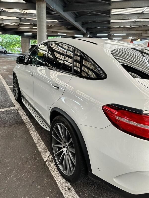 Weiß Gebraucht 2017 Mercedes GLE350 AMG line Coupé | 45.000 € - Bild 1/4