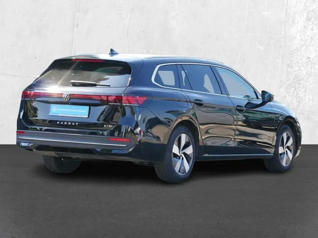 Gebraucht VW Passat Business 150 PS (110 kW) 2025 Grenadillschwarz metallic Kombi
