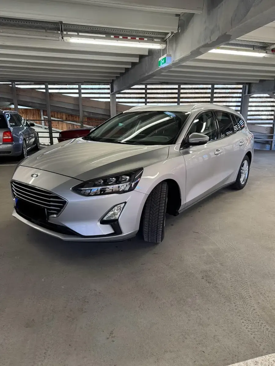 Gebraucht Ford Focus 120 PS (88 kW) 2020 Silber Kombi