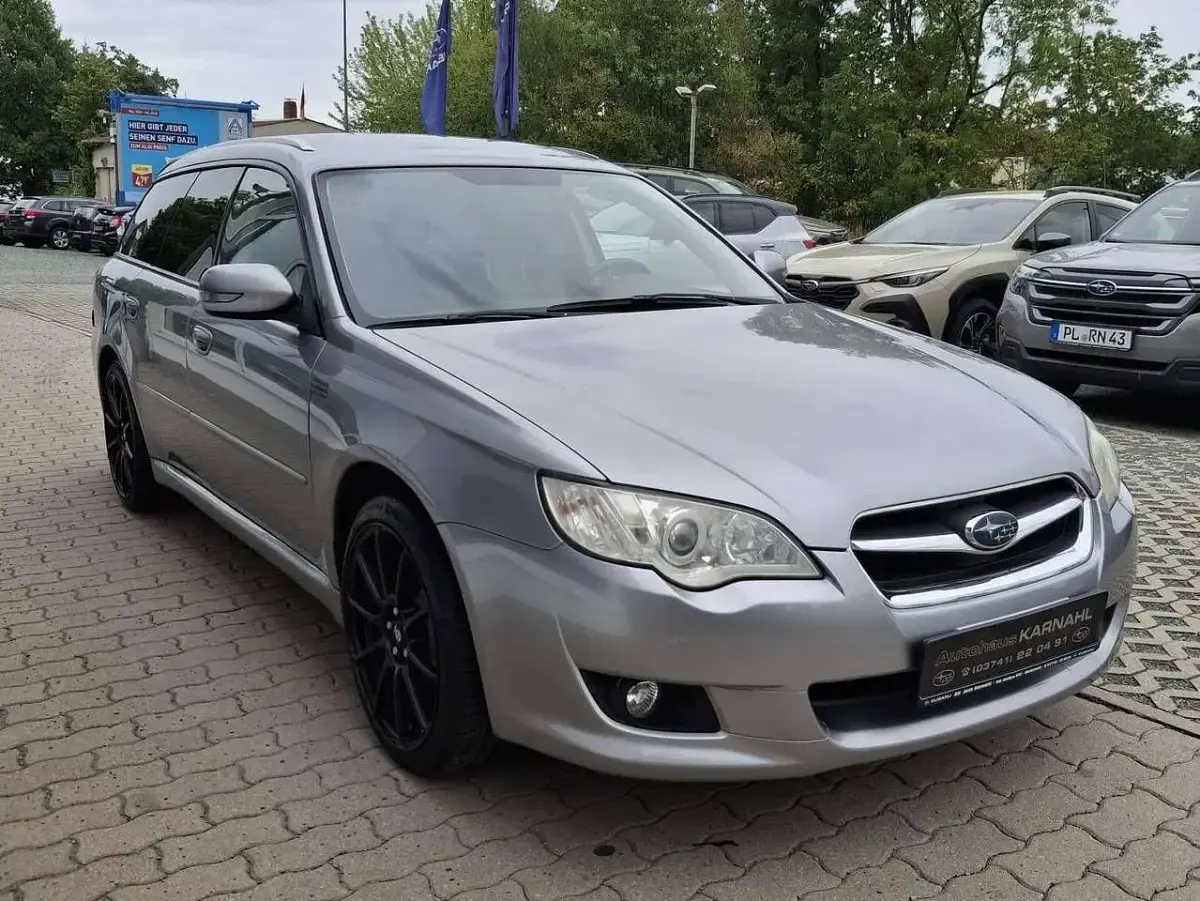 Gebraucht Subaru Legacy Trend 150 PS (110 kW) 2008 Steel silver (m) Kombi