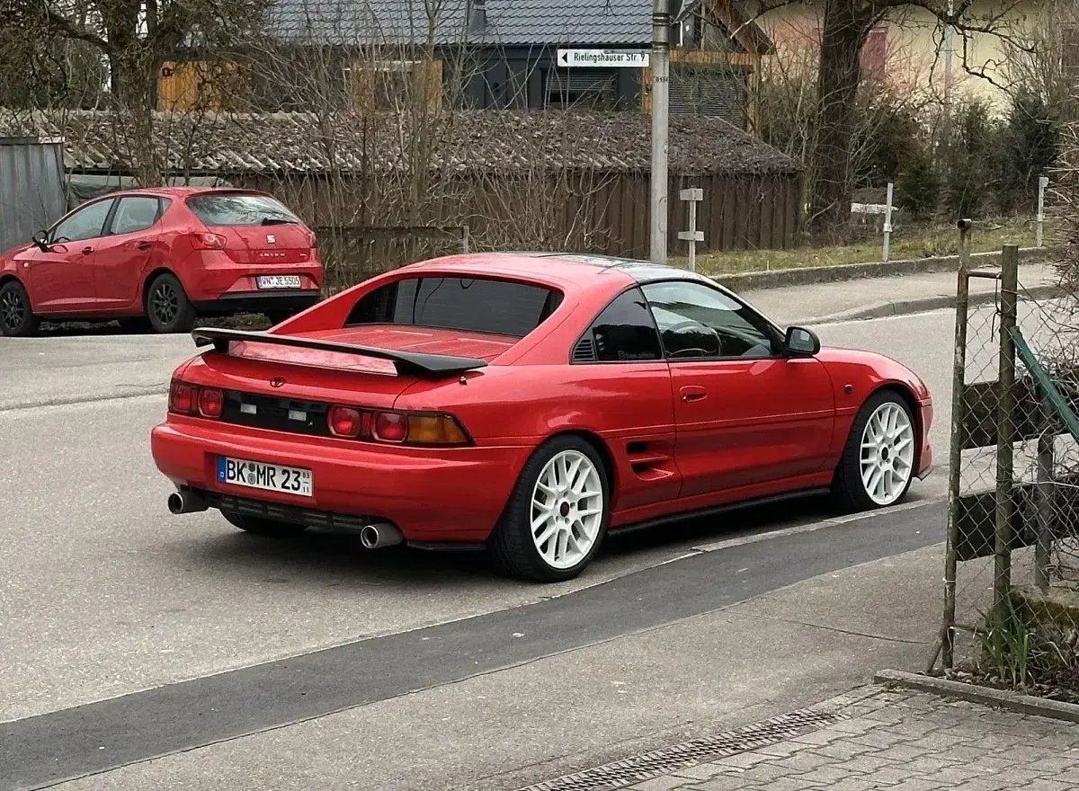 Gebraucht Toyota MR2 170 PS (125 kW) 1998 Rot Cabrio