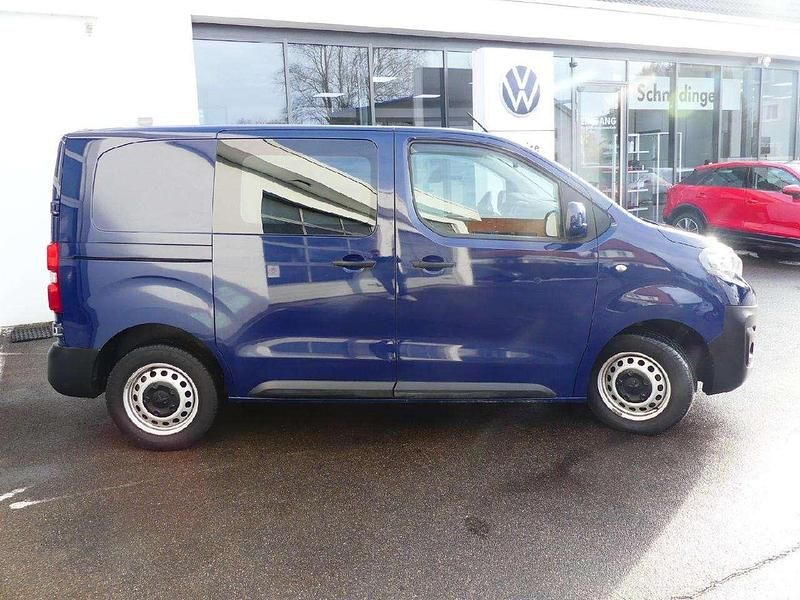 Gebraucht Peugeot Expert Premium 122 PS (89 kW) 2017 Farbe blau imperial/typ aussen Van