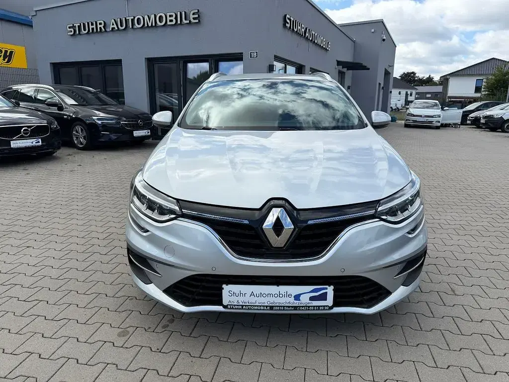 Gebraucht Renault Mégane IV 116 PS (85 kW) 2021 Silber Limousine