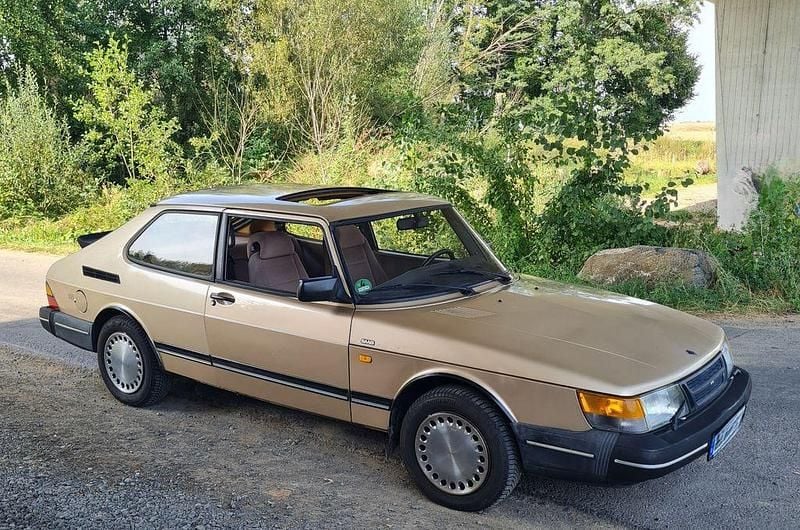 Usata Saab 900 110 CV (80 kW) 1988 Oro Coupé